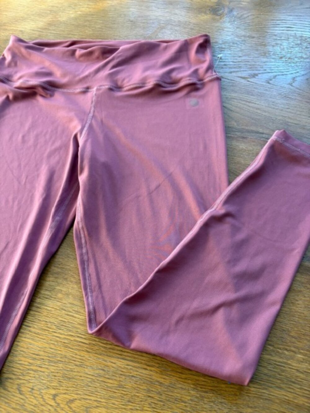 Max Studio Performance yoga pants